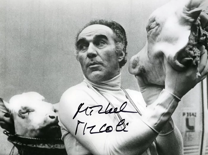 Michel Piccoli autograph