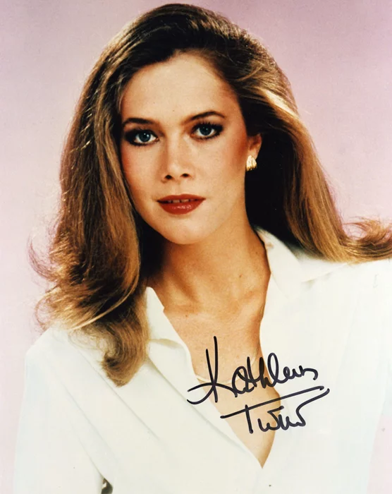 Kathleen Turner autograph