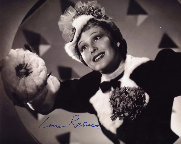 Luise Rainer autograph