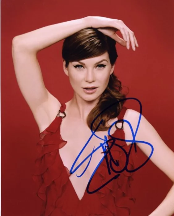 Ellen Pompeo autograph