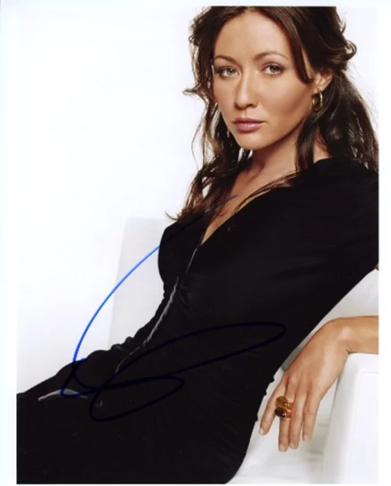 Shannen Doherty autograph