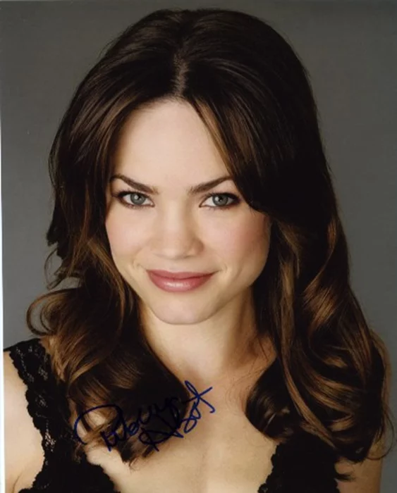 Rebecca Herbst autograph