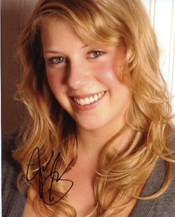 Jodie Sweetin autograph