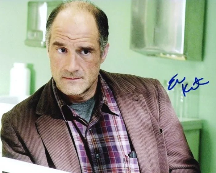 Elias Koteas autograph