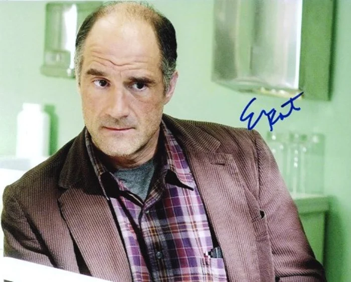 Elias Koteas autograph