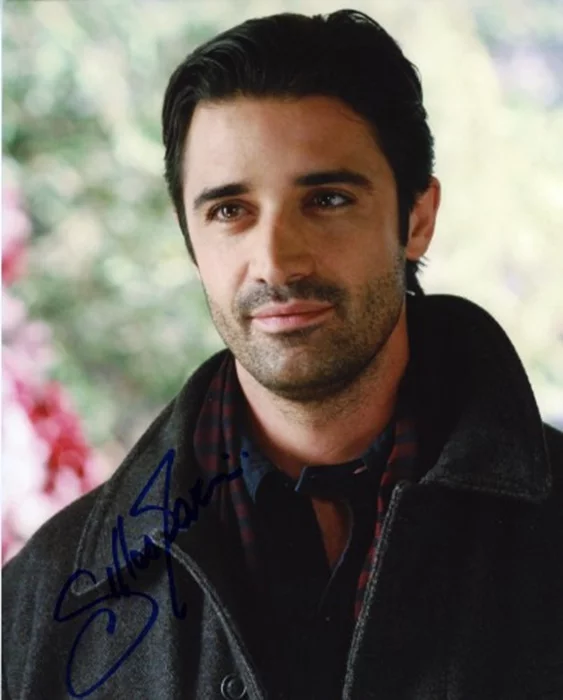 Gilles Marini autograph