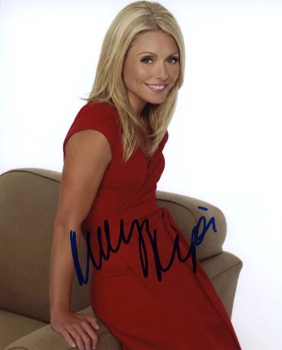 Kelly Ripa autograph