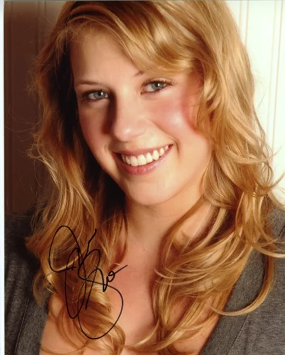Jodie Sweetin autograph