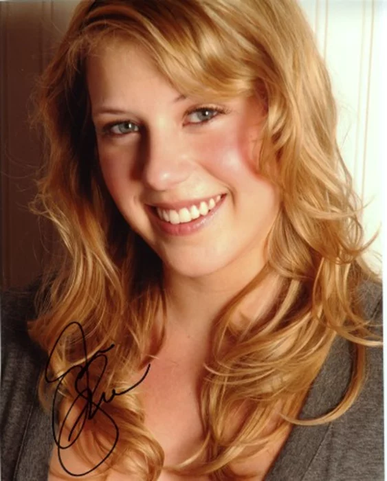 Jodie Sweetin autograph