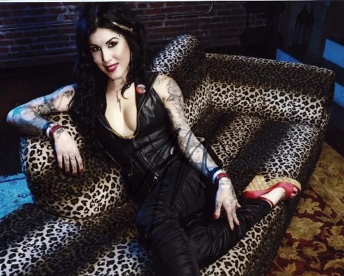 Kat von D autograph