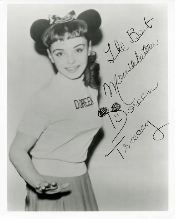 Doreen Tracey autograph