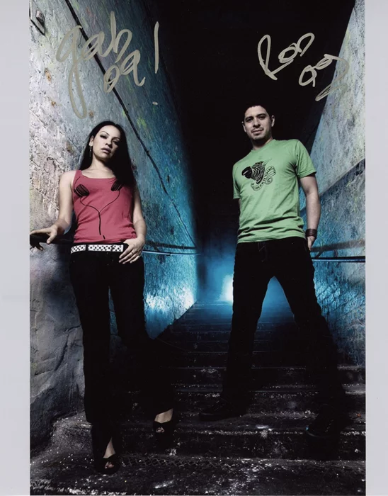 Rodrigo Y Gabriela autograph
