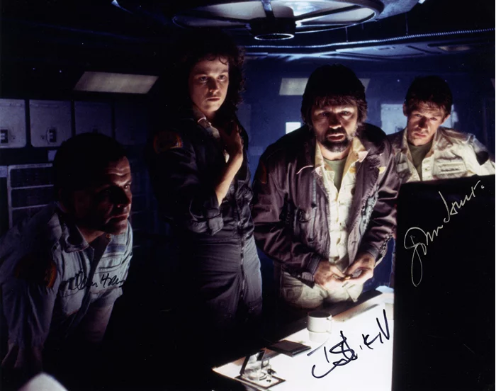Alien autograph
