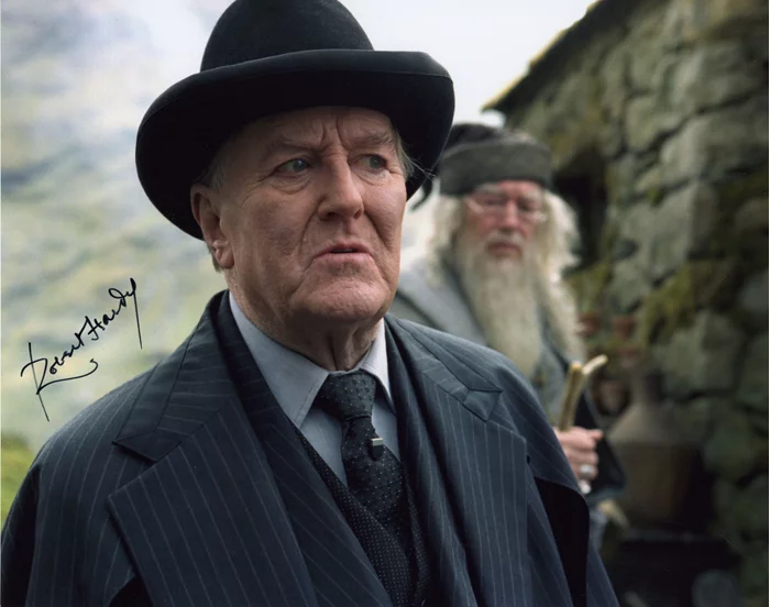 Robert Hardy autograph