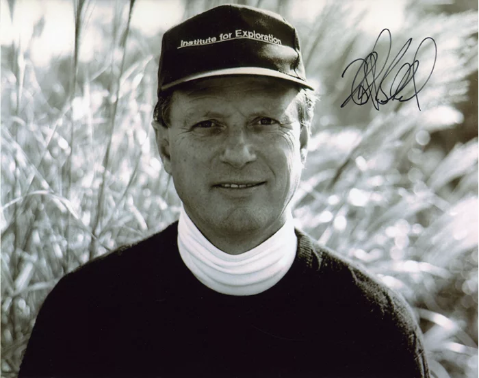 Robert Ballard autograph
