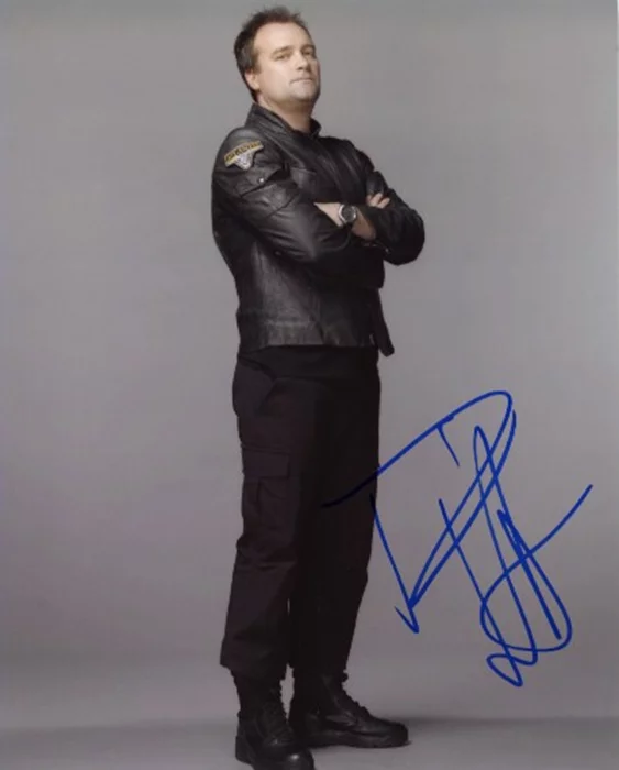 David  Hewlett autograph