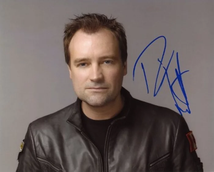 David  Hewlett autograph