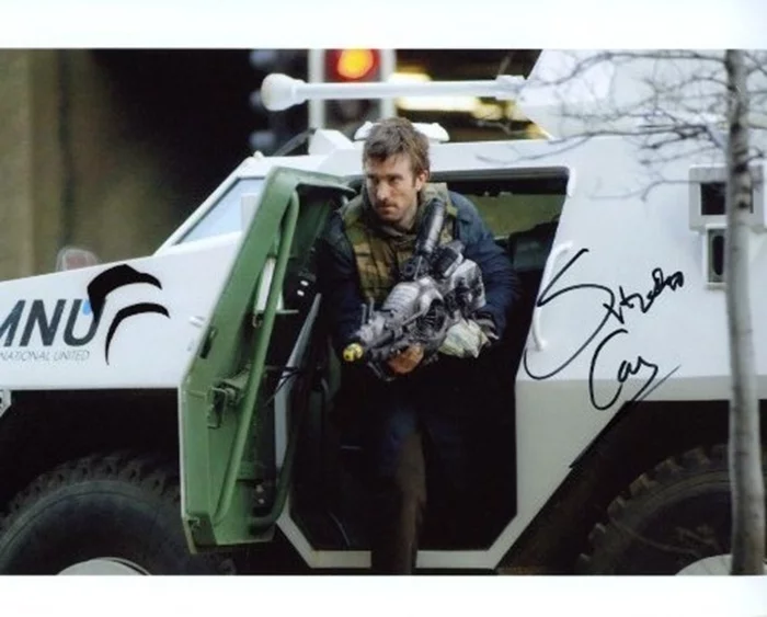 Sharlto Copley autograph