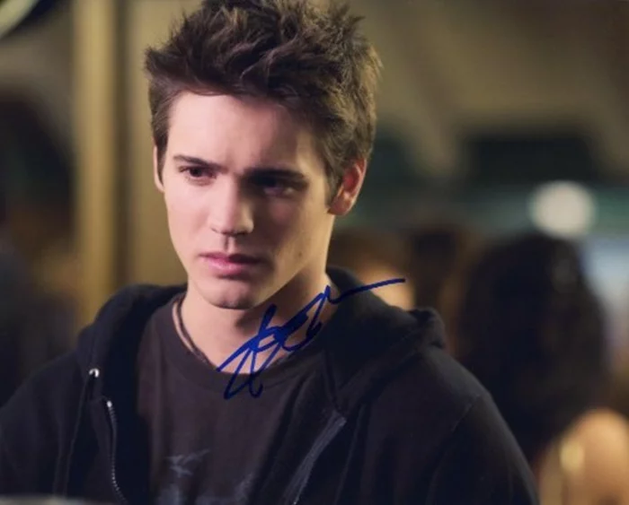Steven R. McQueen autograph
