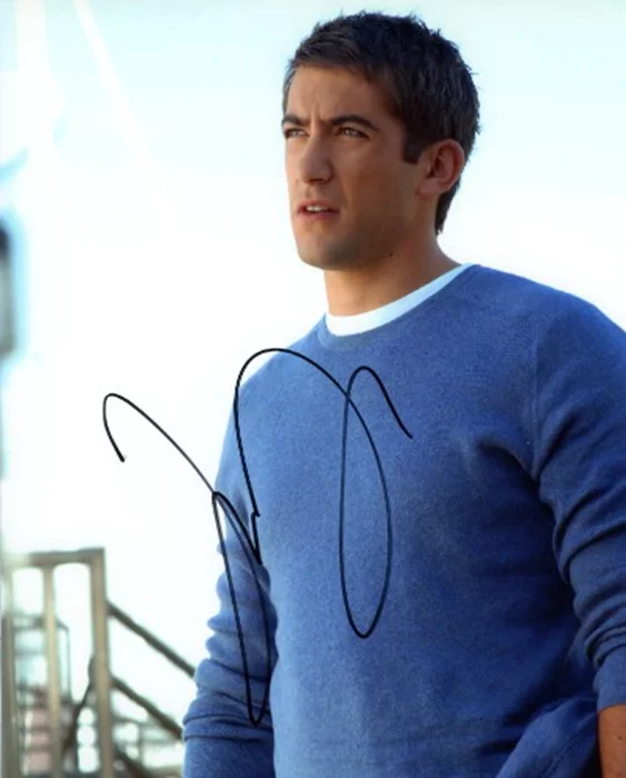 Jonathan Togo autograph