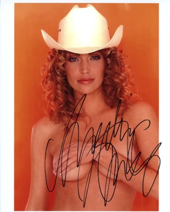 Angelica Bridges autograph