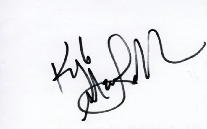 Kyle MacLachlan autograph