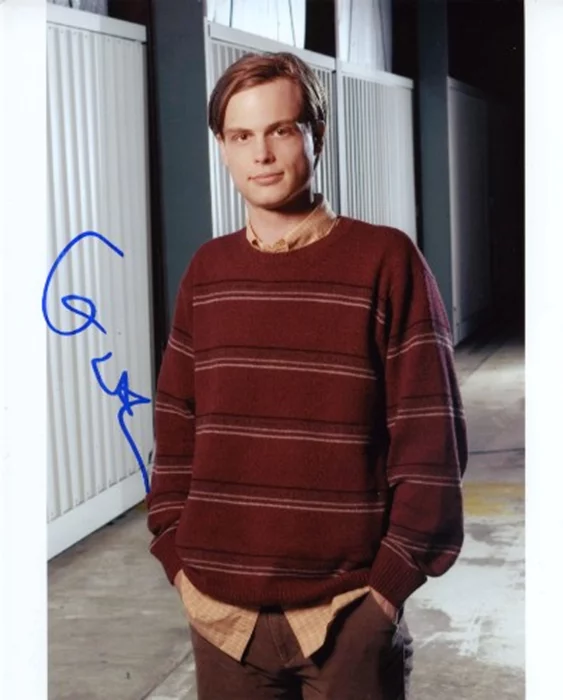 Matthew Gray Gubler autograph