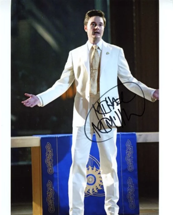 Michael McMillian autograph