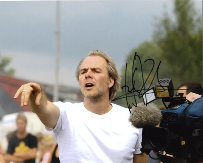 Harald Zwart autograph