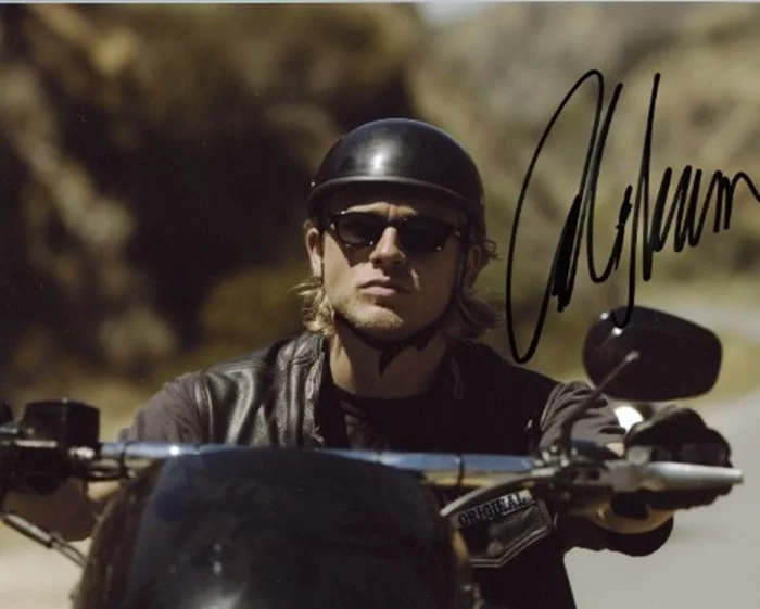 Charlie Hunnam autograph