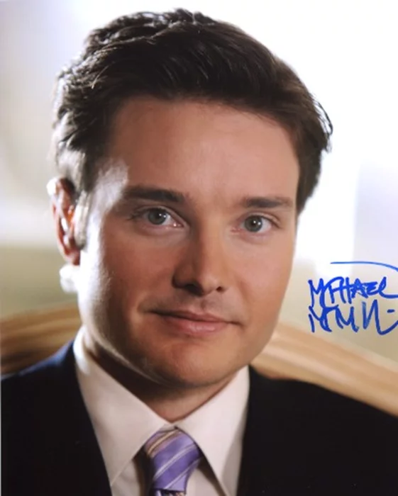 Michael McMillian autograph
