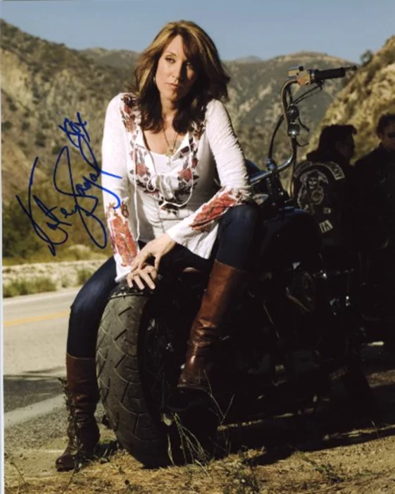 Katey Sagal autograph