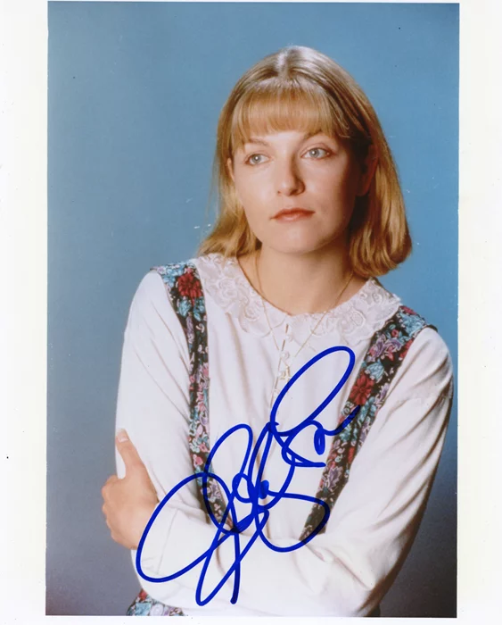 Sheryl Lee autograph