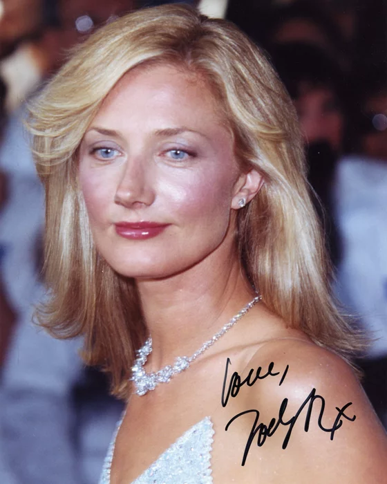 Joely Richardson autograph