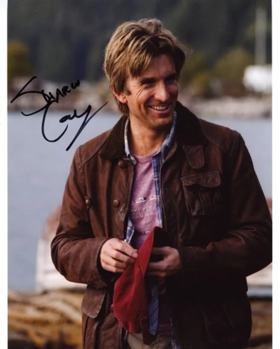 Sharlto Copley autograph