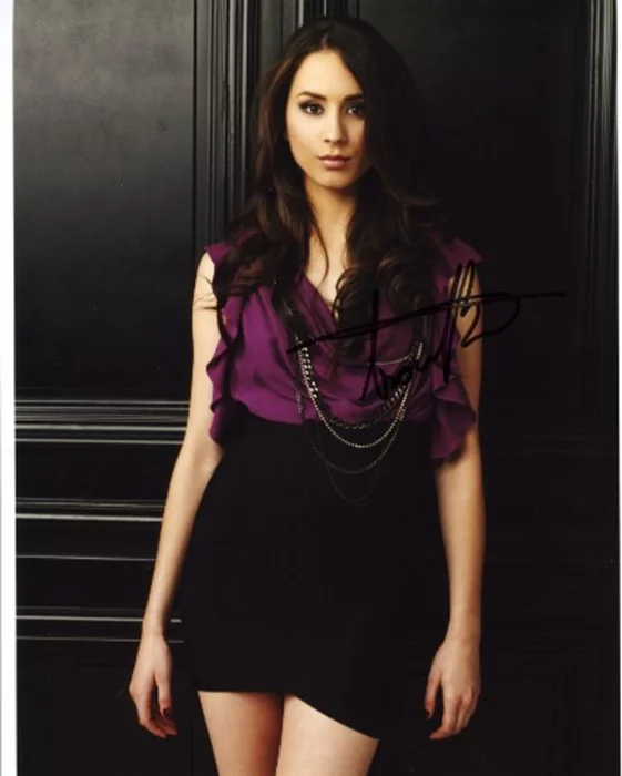 Troian Bellisario autograph