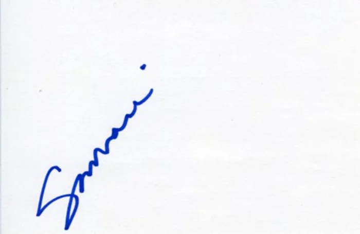 Samaire Armstrong autograph
