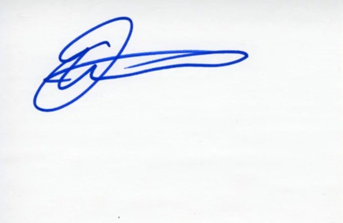 Omar Benson Miller autograph