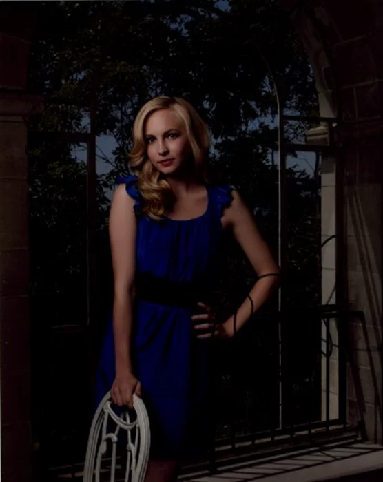 Candice Accola autograph