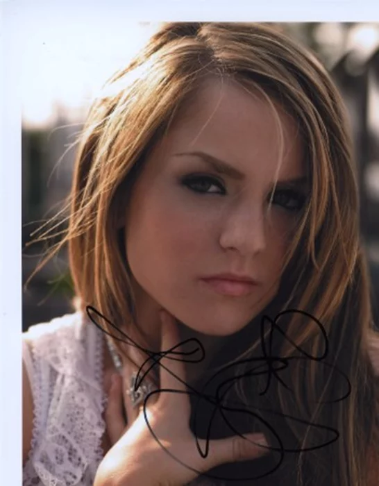 JoJo Levesque autograph