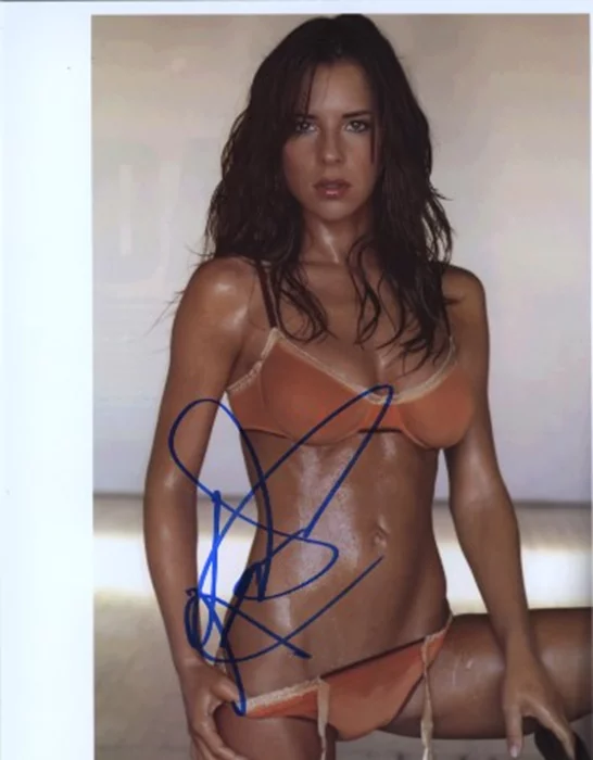 Kelly Monaco autograph