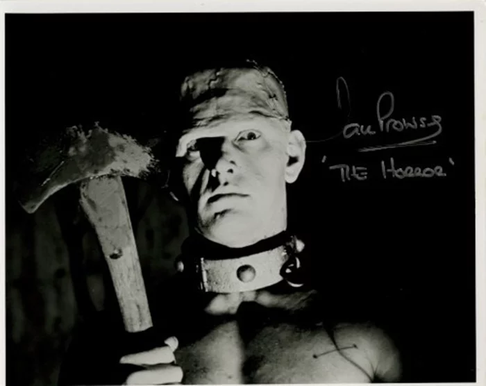 Dave Prowse autograph