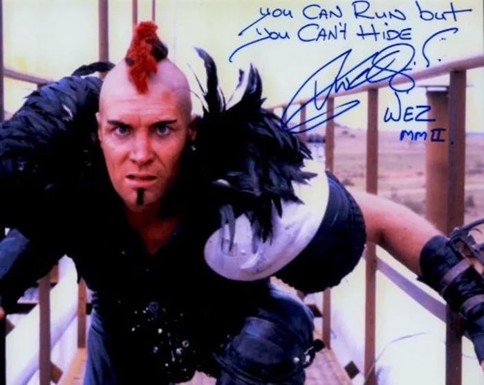 Vernon Wells autograph