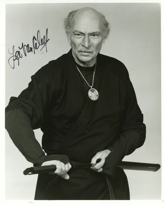 Lee Van Cleef autograph