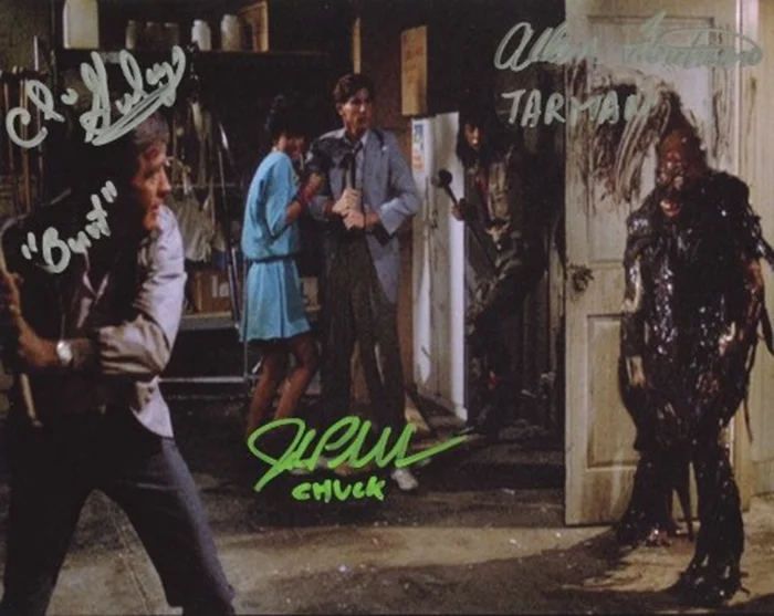 The Return of The Living Dead autograph