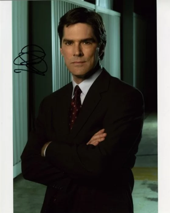 Thomas Gibson autograph
