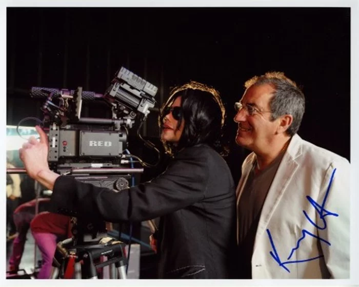 Kenny Ortega autograph
