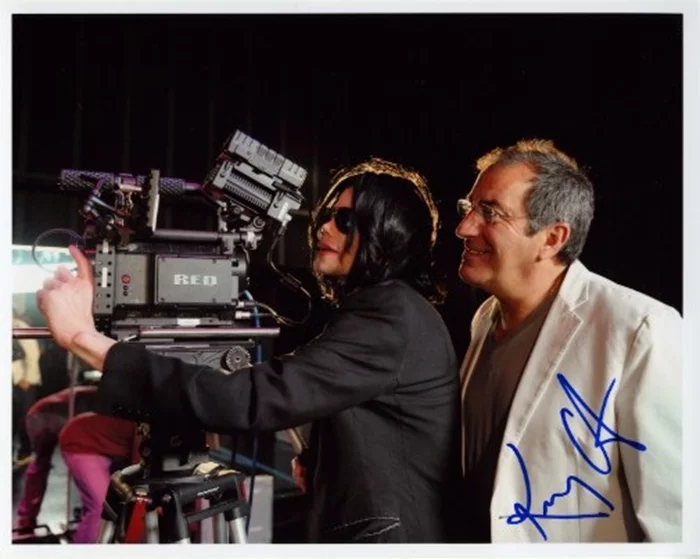 Kenny Ortega autograph
