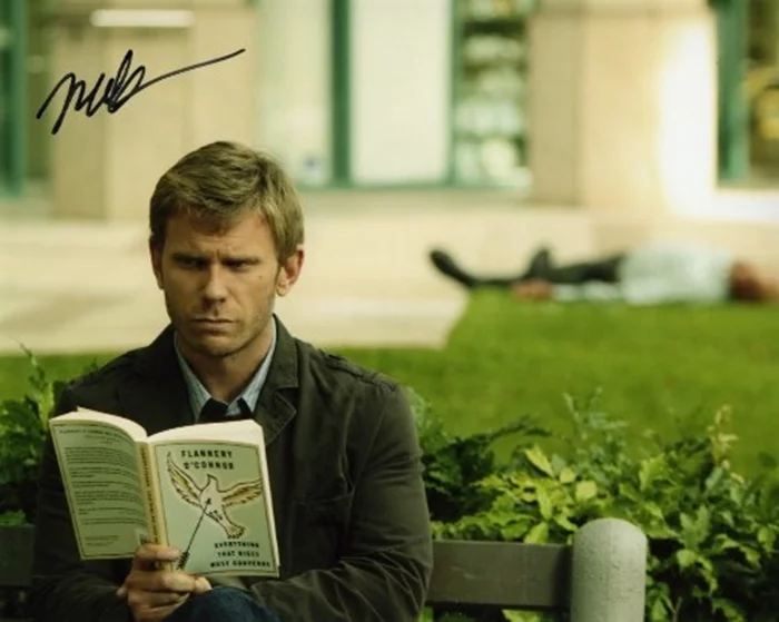 Mark Pellegrino autograph
