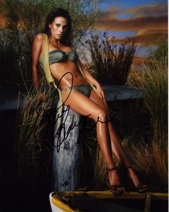 Bonnie-Jill Laflin autograph